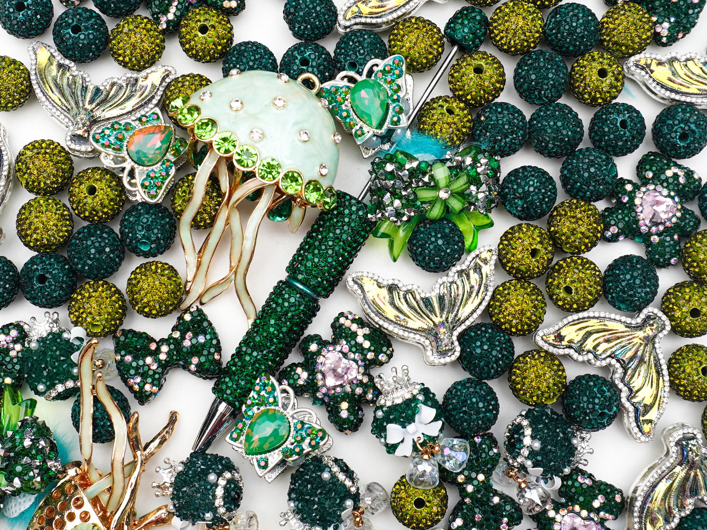 Secret Mix-Beaded Pen-Fairycore Island