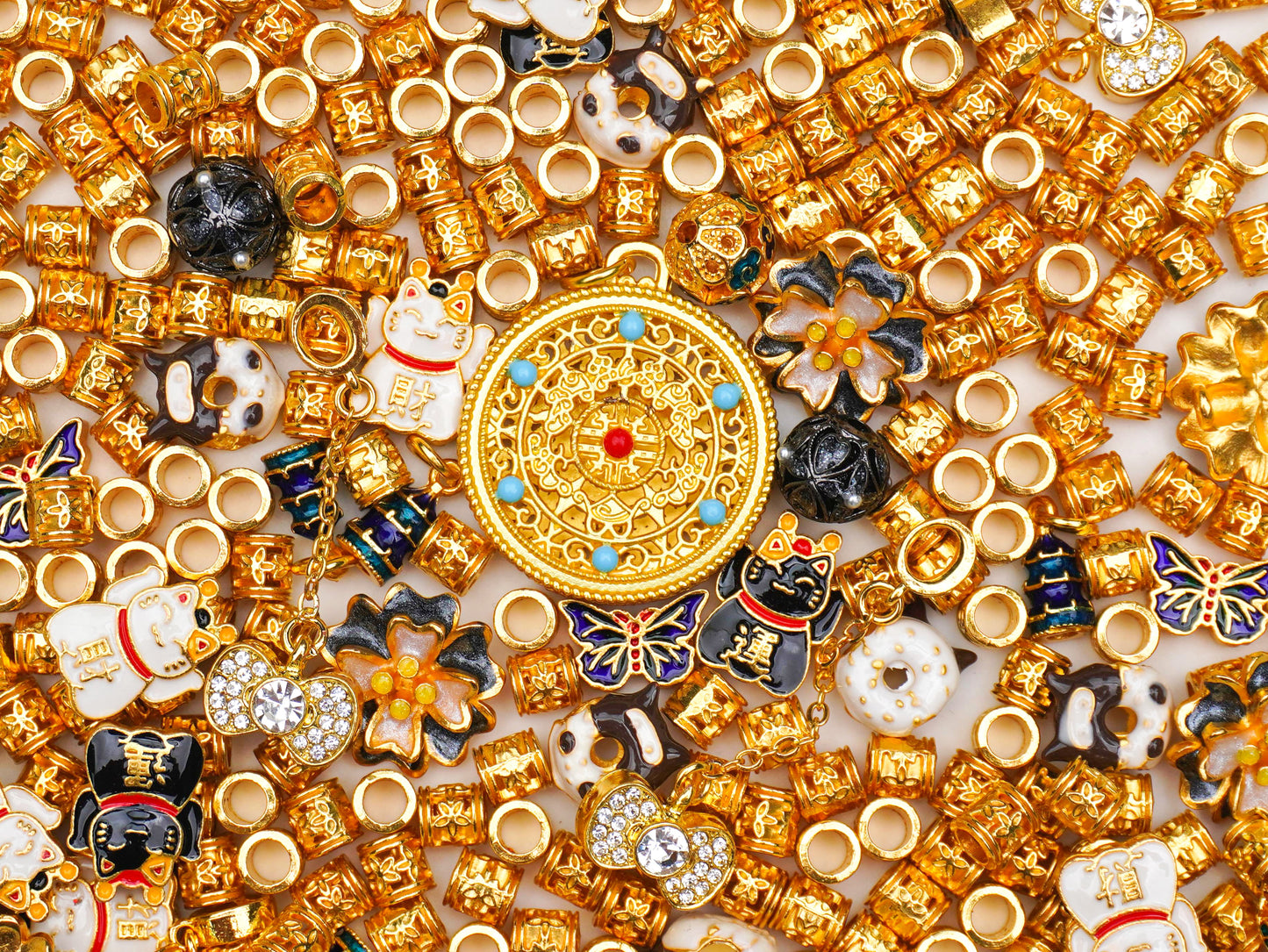 The TREASURE-Fortune Cat