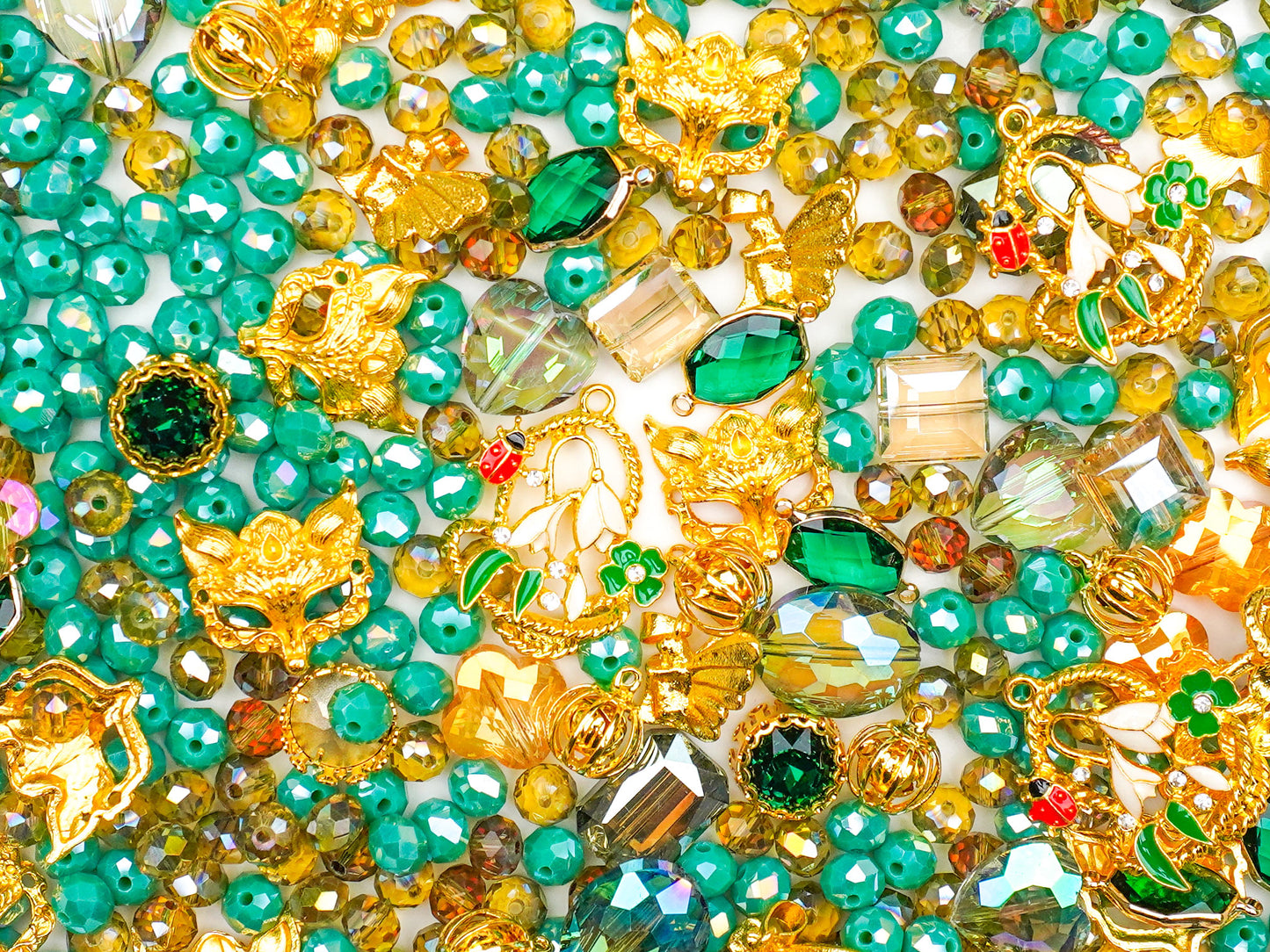 Giant Lux-Masquerade Mood