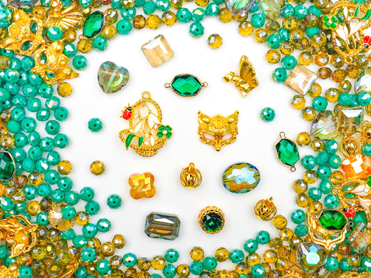 Giant Lux-Masquerade Mood