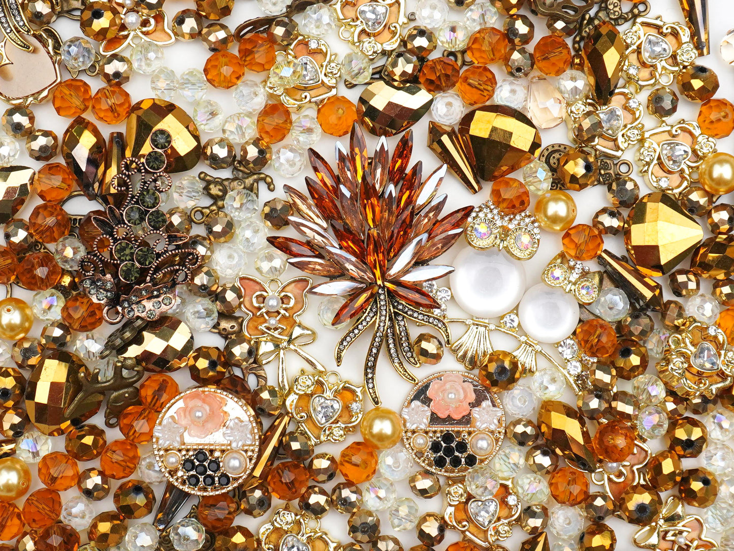 Giant Lux-Earthy Elegance