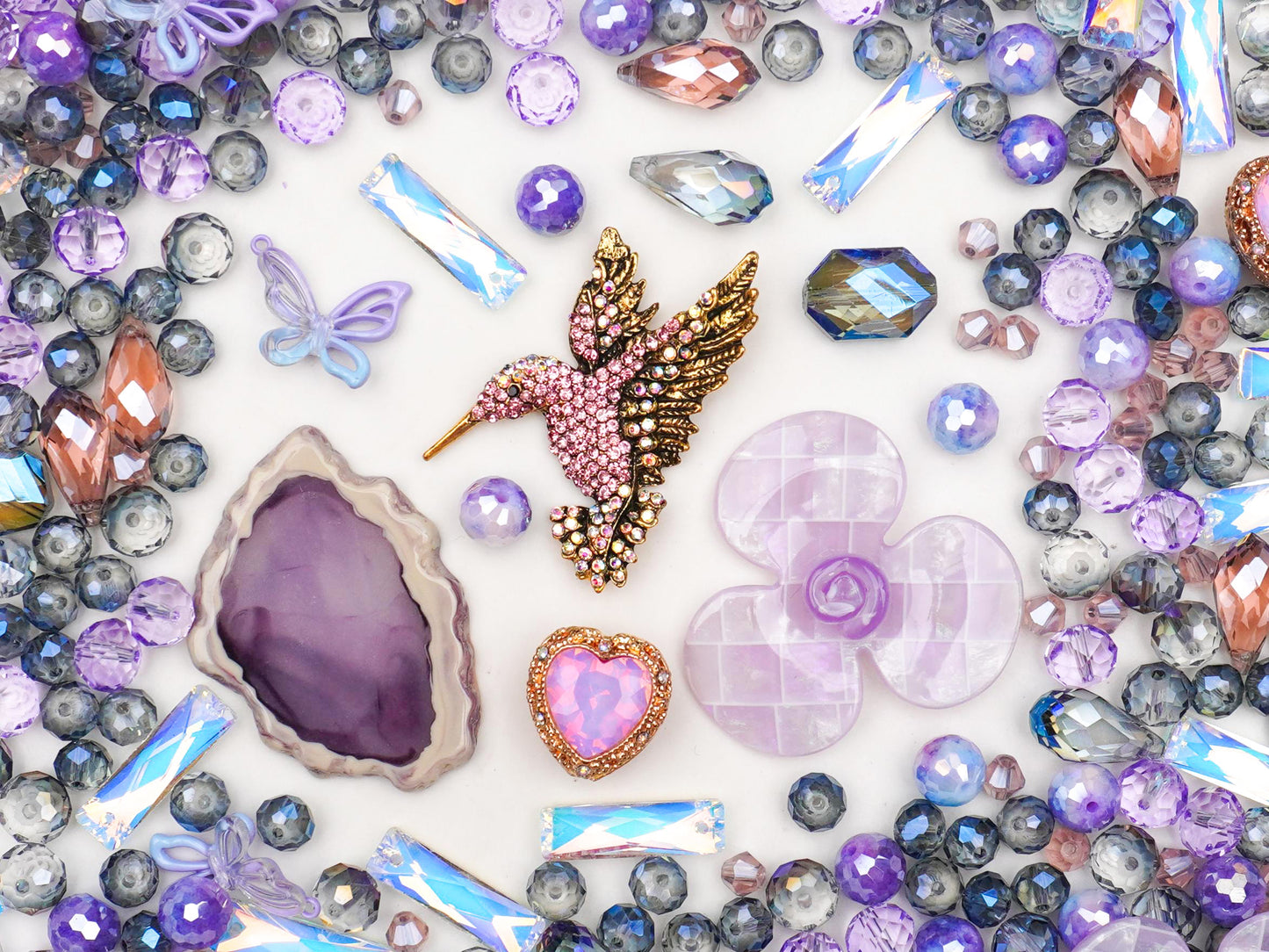Giant Lux-Hummingbird Magic