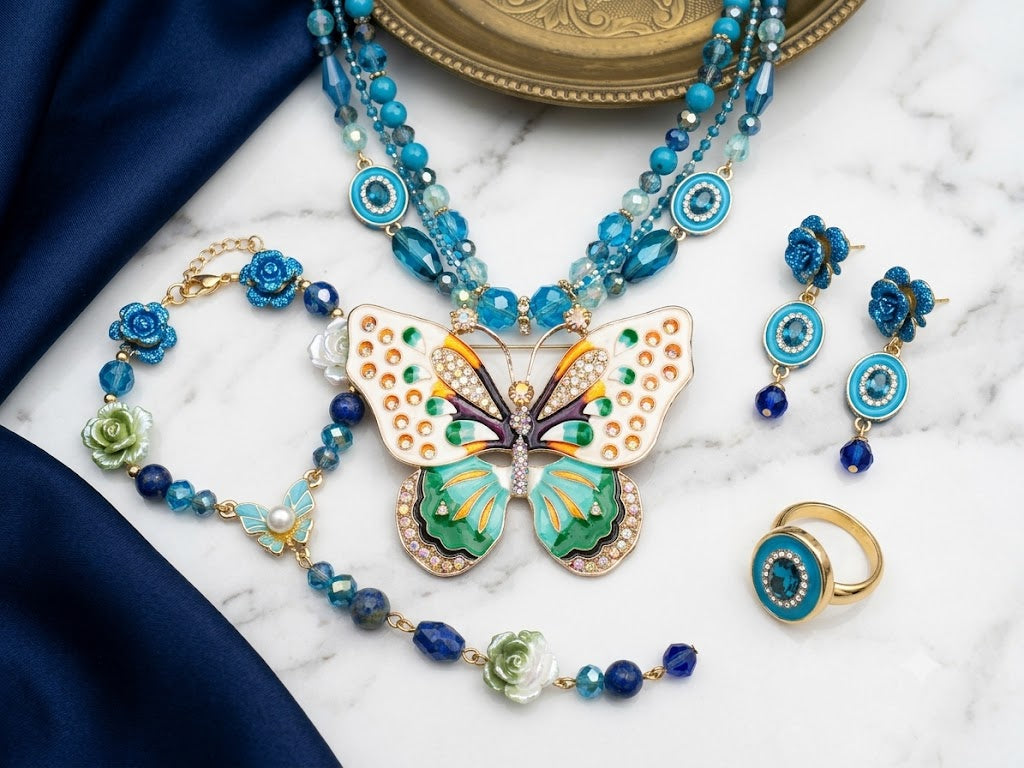 Giant Lux-Peacock Garden